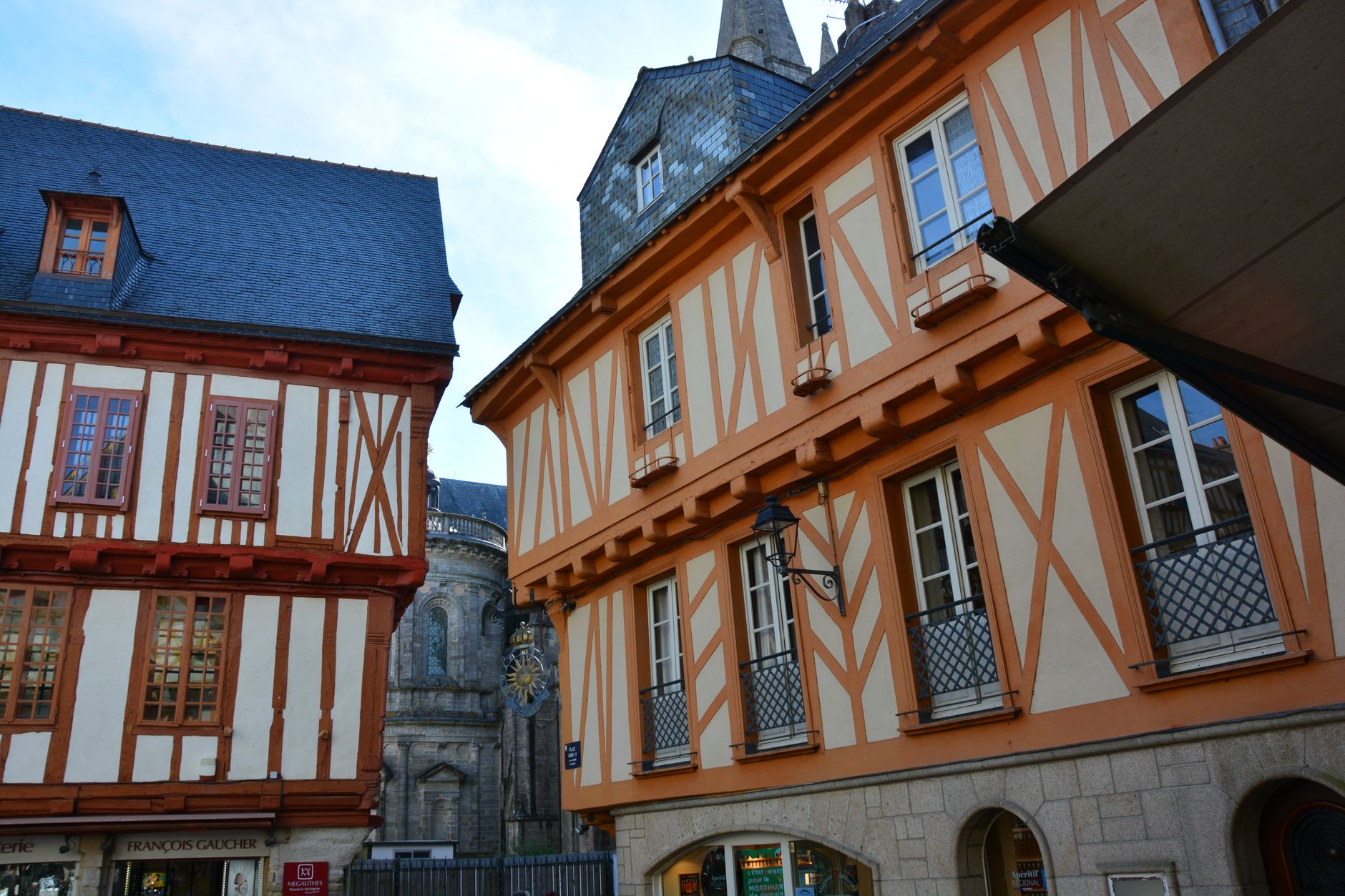 Pourquoi Rennes offre-t-elle une ambiance conviviale ?