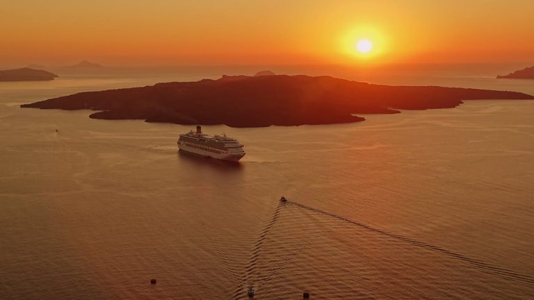 Croisières “secrètes” : itinéraires flexibles qui changent selon la saison et les opportunités locales