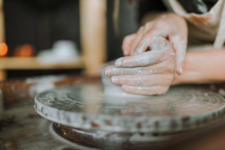 Quelles sont les richesses artistiques à découvrir lors d&rsquo;une immersion dans l&rsquo;art rennais ?