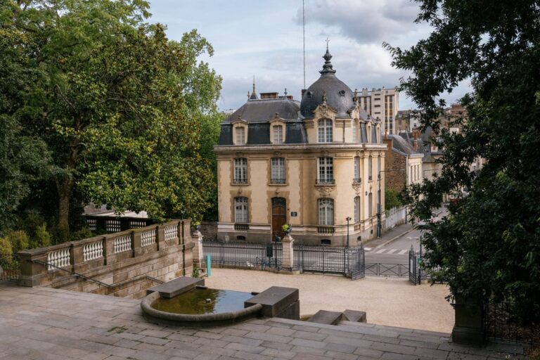 Quels sont les plus beaux jardins insolites à découvrir à Rennes ?